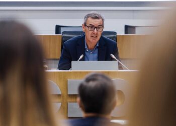 El presidente de la CNMV, Carlos San Basilio, inaugura una jornada de la APIE junto con CEOE y Dircom, en la sede de la CEOE, a 15 de septiembre de 2025, en Madrid (España).Carlos Luján - Europa Press