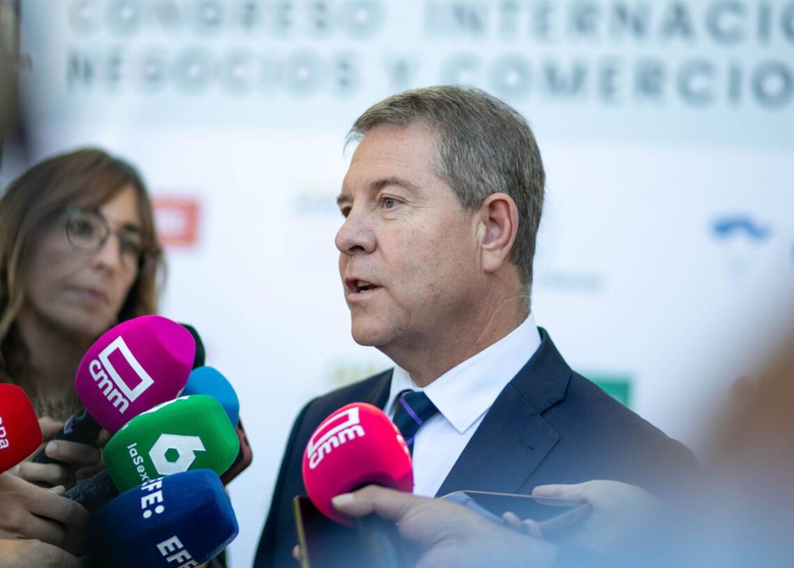 El presidente de Castilla-La Mancha, Emiliano García-Page, inaugura el Congreso Internacional de Negocios y Comercio Exterior Foro Exporta'JCCM