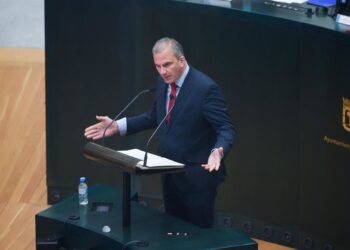 Archivo - El portavoz de Vox en el Ayuntamiento de Madrid, Javier Ortega Smith, durante un pleno del Ayuntamiento de MadridGustavo Valiente - Europa Press - Archivo