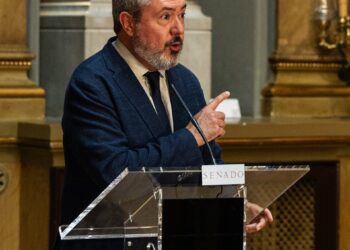 El portavoz del PSOE en el Senado, Juan Espadas, durante una rueda de prensa, en el Senado, a 4 de septiembre de 2025, en Madrid (España). Ricardo Rubio - Europa Press