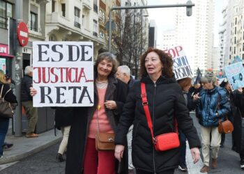 Archivo - Varias personas durante una manifestación de abogados y procuradores mutualistas.Gustavo Valiente - Europa Press - Archivo
