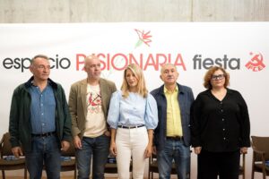 Trabajo ve «incompatible» el papel con el nuevo registro de jornada, pero elude confirmar si lo prohibirá en su Real Decreto