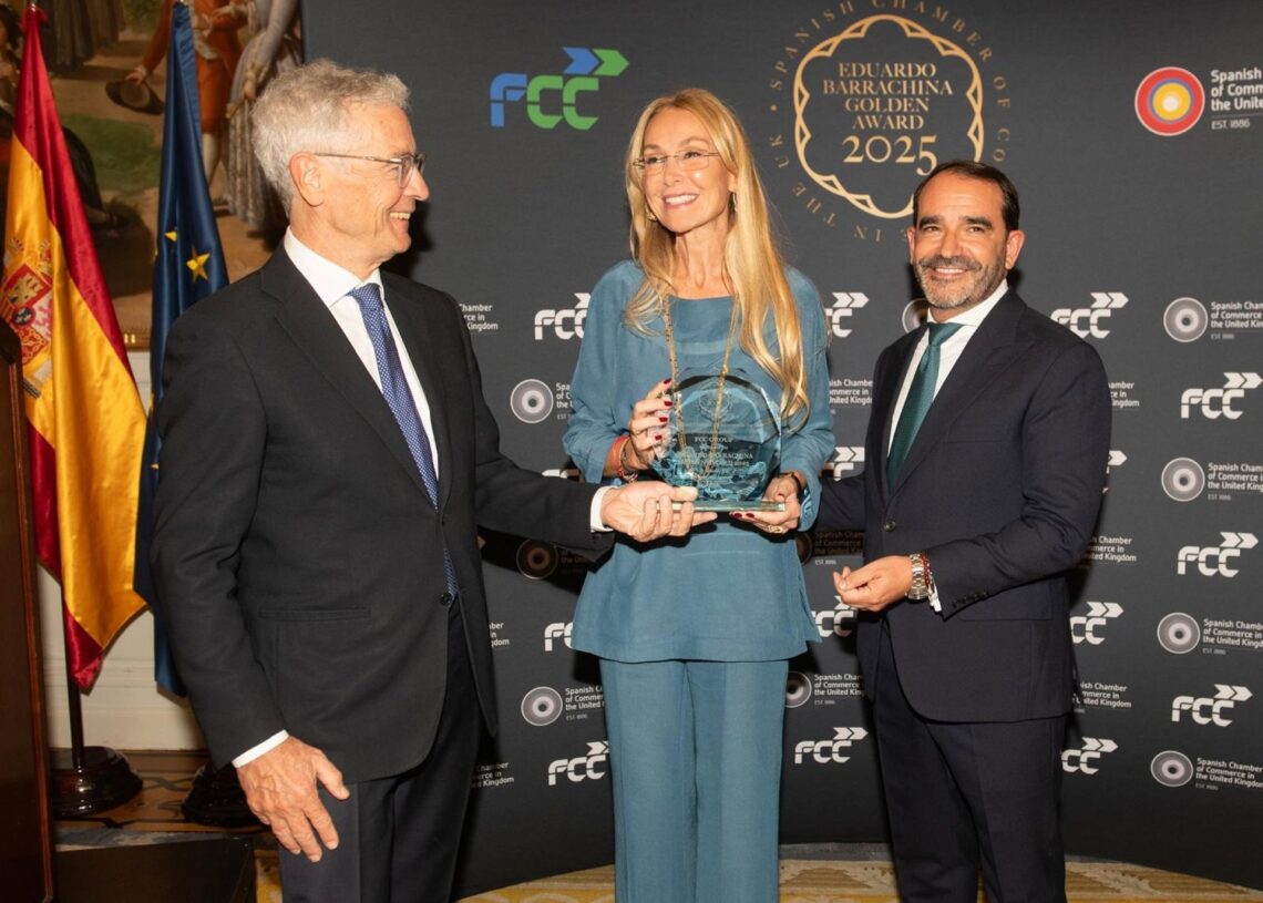 Esther Alcocer Koplowitz, galardonada con el Premio de Oro Eduardo Barrachina 2025FCC