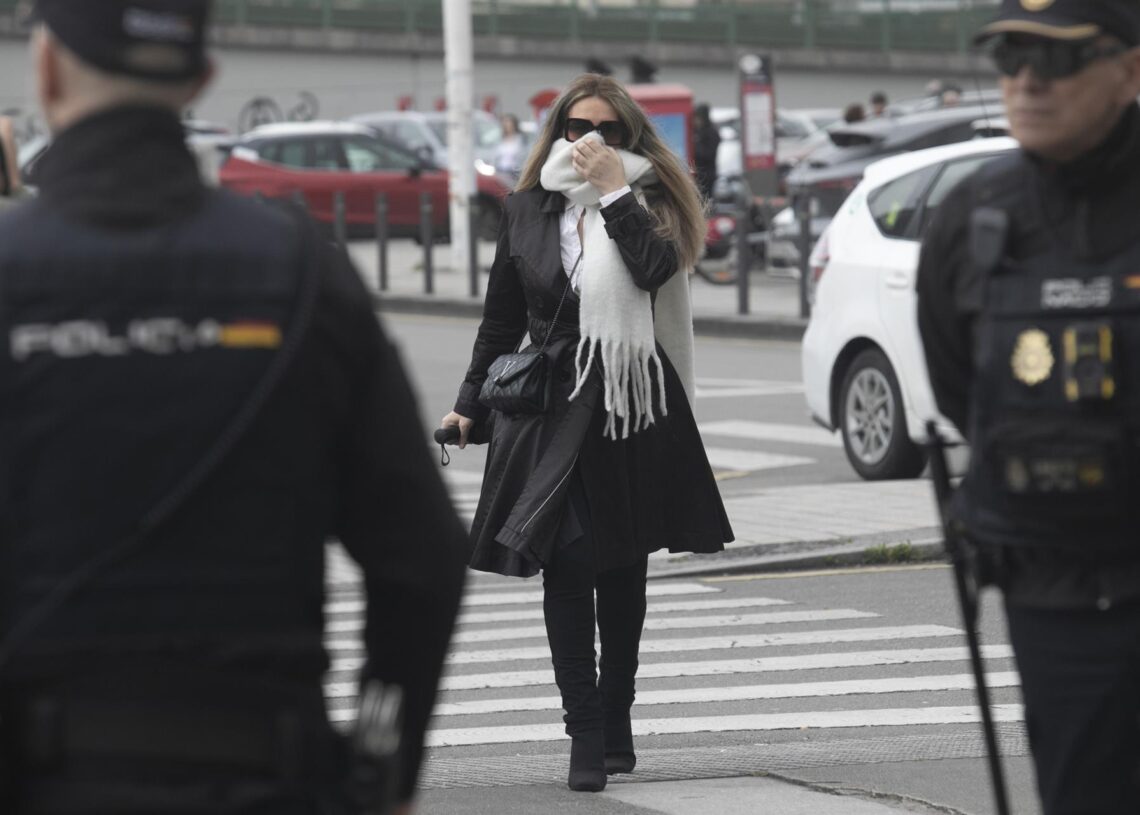 Archivo - La Miss Asturias vinculada a Ábalos, Claudia Montes, llega a los juzgados de Gijón para testificar por el ‘caso Koldo’, a 21 de mayo de 2025, en Gijón, Asturias (España).  Jorge Peteiro - Europa Press - Archivo