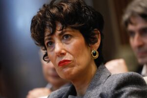 El Gobierno afronta resistencias políticas y empresariales para aprobar la subida de cotizaciones de los autónomos