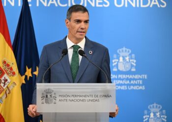El presidente del Gobierno, Pedro Sánchez, comparece ante los medios de comunicación, en la sede de la Representación Permanente de España ante Naciones Unidas, el 25 de septiembre de 2025, en Nueva York Pool Moncloa/Borja Puig de la Bellacasa