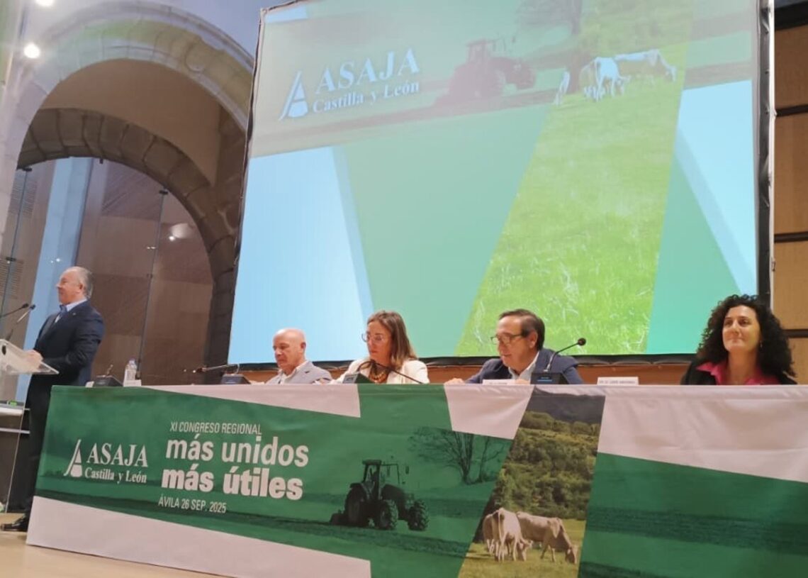 Barato en el congreso de Asaja Castilla y León celebrado en Ávila.EUROPA PRESS