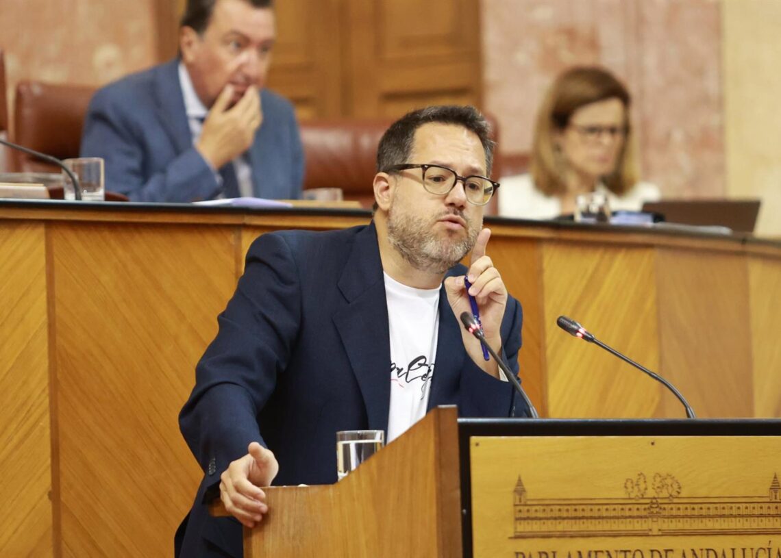 Archivo - El portavoz de Adelante Andalucía, José Ignacio García, en una imagen de archivo en el Parlamento de Andalucía.Rocío Ruz - Europa Press - Archivo