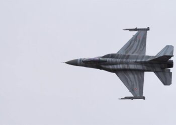 Archivo - F-16C Fighting Falcon del 'Tigers Demo Team' de la Fuerza Aérea de Polonia (archivo)Europa Press/Contacto/Cover Images - Archivo