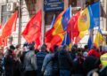 Protesta de la oposición moldava frente a la sede de la Comisión Electoral.Europa Press/Contacto/Vadim Denisov