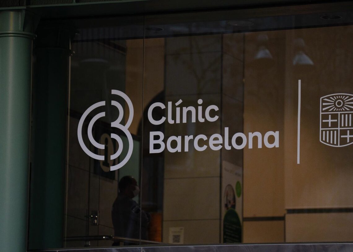 Archivo - Entrada del Hospital Clínic, en una imagen de archivo.David Zorrakino - Europa Press - Archivo
