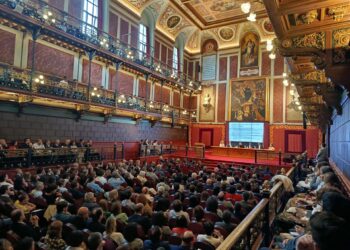 El premio Nobel de Economía Joseph Stiglitz, en la conferencia en la Universidad de Deusto, en BilbaoFUNDACIÓN FAIR SATURDAY