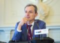 Archivo - El presidente de Hispasat, Pedro Duque, durante la inauguración del curso de verano de la Asociación de Periodistas de Información Económica  sobre 'El rol de las empresas en la nueva economía', a 17 de junio de 2024, en Santander, Cantabria (EsJuanma Serrano - Europa Press - Archivo