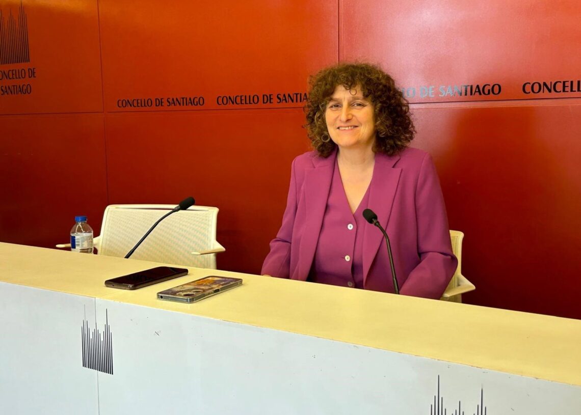 Archivo - Goretti Sanmartín en una rueda de prensa.AYUNTAMIENTO SANTIAGO - Archivo