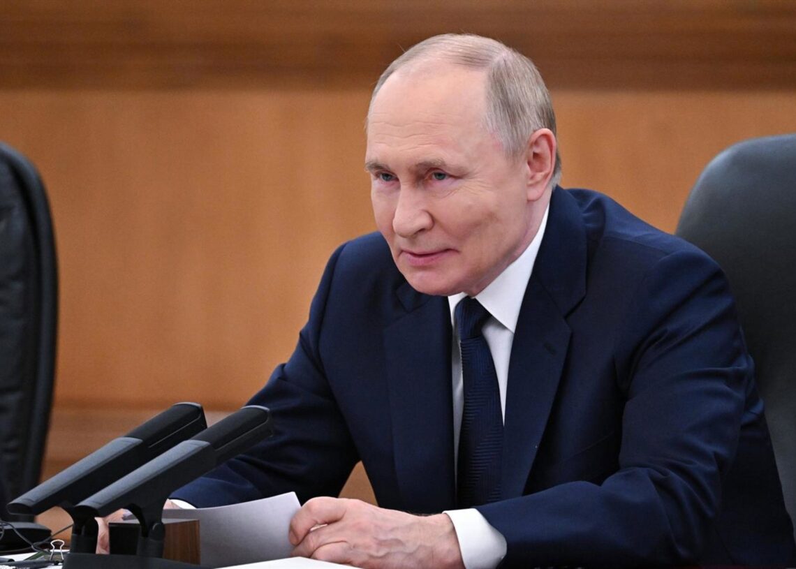 Presidente de Rusia, Vladimir Putin, en una reunión en China.---/Kremlin/dpa