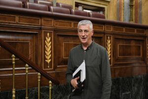 La propuesta de EH Bildu para prohibir que las plataformas anuncien alojamientos turísticos ilegales avanza en el Congreso