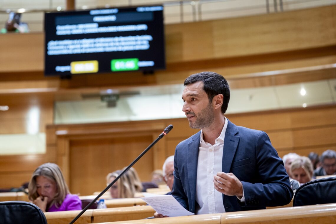 El ministro de Derechos Sociales, Consumo y Agenda 2030, Pablo Bustinduy. A. Pérez Meca/Europa Press.
