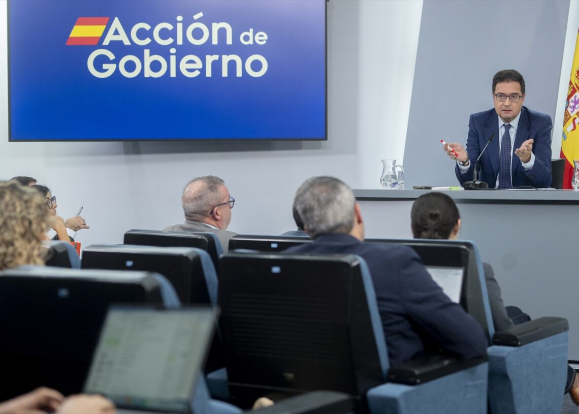 El ministro de Transformación Digital y Función Pública, Óscar López, durante una rueda de prensa tras la reunión del Consejo de Ministros | Alberto Ortega (Europa Press).