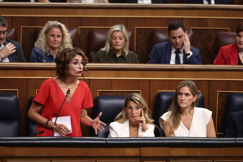 La vicepresidenta primera y ministra de Hacienda, María Jesús Montero. Eduardo Parra/Europa Press.