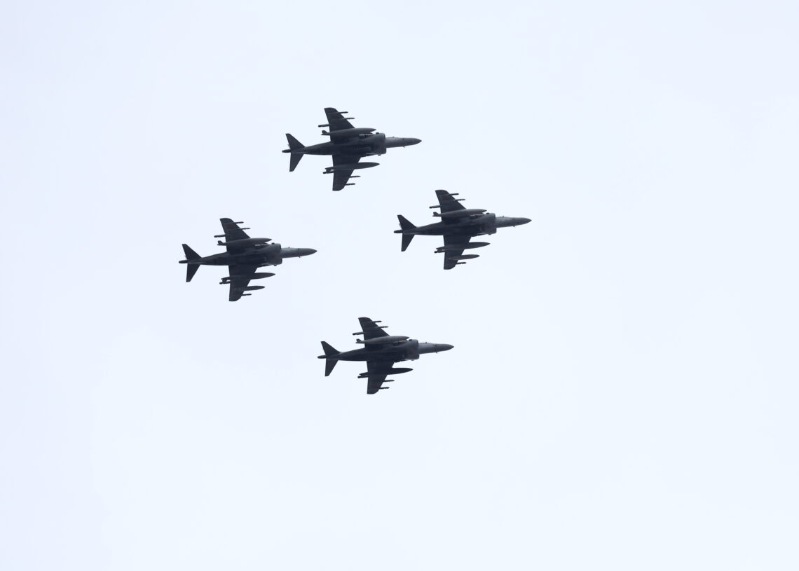 Aviones desfilando durante el acto solemne de homenaje a la bandera nacional y desfile militar por el 12 de octubre, Día de la Hispanidad, en la Plaza de Cánovas del Castillo, a 12 de octubre de 2025, en Madrid (España). EuropaPress