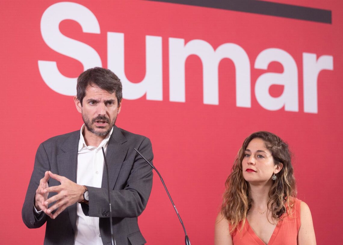 Archivo - El portavoz de Sumar, Ernest Urtasun y la secretaria de Organización del partido, Lara Hernández, durante una rueda de prensa, en el Espacio Rastro, a 17 de junio de 2024, en Madrid (España).Eduardo Parra - Europa Press - Archivo