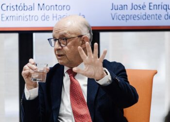 Archivo - El exministro de Hacienda Cristóbal Montoro, en una jornada organizada por el Consejo General de Economistas (CGE), a 28 de marzo de 2025, en Madrid (España).Carlos Luján - Europa Press - Archivo