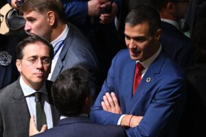 El Gobierno plantea blindar el aborto en la Constitución y prohibir que las mujeres “reciban información falsa o sin evidencia científica”