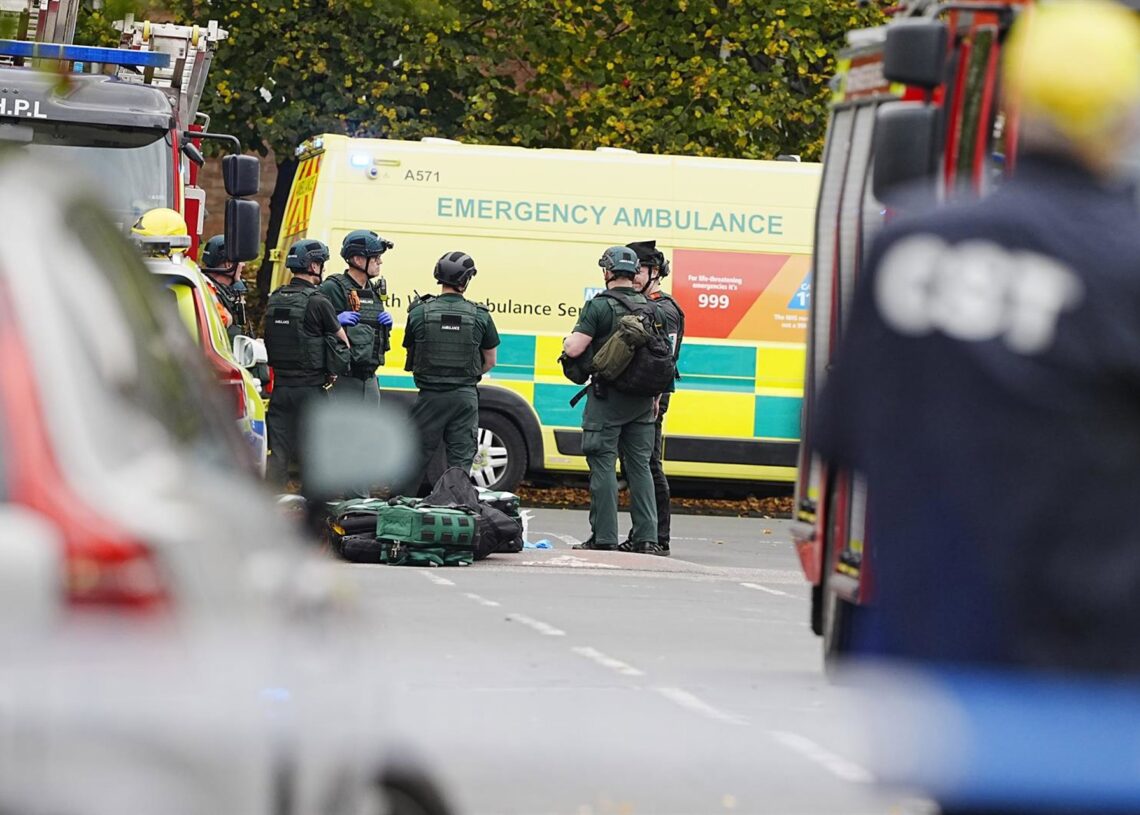 Servicios de emergencia tras el ataque cerca de una sinagoga en Mánchester (Reino Unido)Peter Byrne/PA Wire/dpa