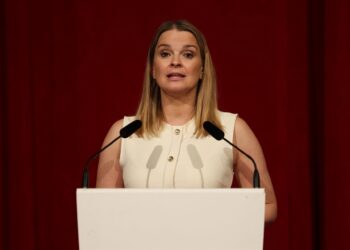 Archivo - La presidenta de las Islas Baleares, Marga Prohens, atiende a los medios de comunicaciónTomàs Moyà - Europa Press - Archivo