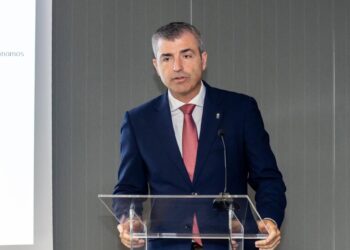 Archivo - El vicepresidente y consejero de Economía del Gobierno de Canarias, Manuel DomínguezGOBIERNO DE CANARIAS - Archivo