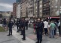 Varias personas increpan a los representantes de Vox en BilbaoEUROPA PRESS