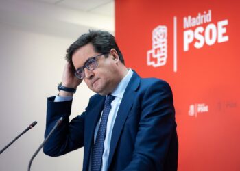 Archivo - El secretario general del PSOE de Madrid, óscar López, ofrece una rueda de prensa, en la sede del PSOE de Madrid, a 24 de febrero de 2025, en Madrid (España). Diego Radamés - Europa Press - Archivo