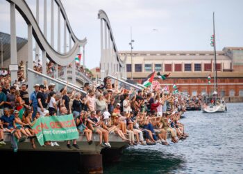 Archivo - Despedida a la Global Sunat Flotilla en el Puerto de Barcelona, a 31 de agosto de 2025, en Barcelona, Catalunya (España). La Global Sumud Flotilla zarpa del Mediterráneo para enfrentarse al bloqueo ilegal de Israel y conseguir llevar ayuda humanKike Rincón - Europa Press - Archivo