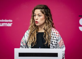 La coordinadora del Movimiento Sumar, Lara Hernández, interviene durante la celebración del Grupo Coordinador de Movimiento Sumar, el primero del presente curso político, en el Espacio Unonueve, a 27 de septiembre de 2025, en Madrid (España).A. Pérez Meca - Europa Press