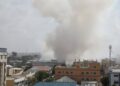 Archivo - Columna de humo tras una explosión en Mogadiscio (archivo)Europa Press/Contacto/Hassan Bashi - Archivo