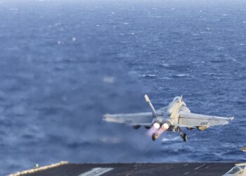 Archivo - Operaciones en el mar Rojo (archivo)Europa Press/Contacto/Mcsn Jason Jackson/U.S Navy