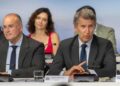 El presidente del PP, Alberto Núñez Fiejóo, acompañado por el secretario general del PP, Miguel Tellado, preside la reunión de la Junta Nacional del Partido Popular, a 15 de septiembre de 2025, en Madrid (España). Eduardo Parra - Europa Press