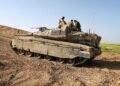 Archivo - Sodados israelíes sobre un tanque en su frontera sur con la Franja de GazaEuropa Press/Contacto/Ilan Assayag/JINI - Archivo