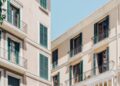 Archivo - Imagen de un edificio.PISOS.COM - Archivo
