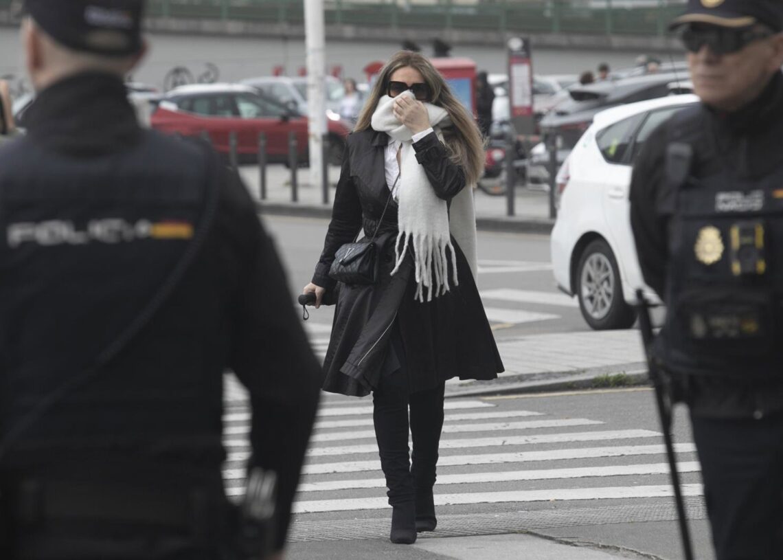 Archivo - La Miss Asturias vinculada a Ábalos, Claudia Montes, a su llegada a los juzgados de Gijón para testificar por el ‘caso Koldo’, a 21 de mayo de 2025, en Gijón, Asturias (España).Jorge Peteiro - Europa Press - Archivo