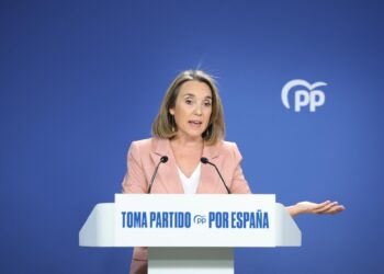 La vicesecretaria de Regeneración Institucional del Partido Popular y diputada, Cuca Gamarra, ofrece una rueda de prensa tras el Comité de Dirección del PP, a 6 de octubre de 2025, en Madrid (España). Gamarra ha anunciado que el Grupo Popular del Senado pMarta Fernández - Europa Press