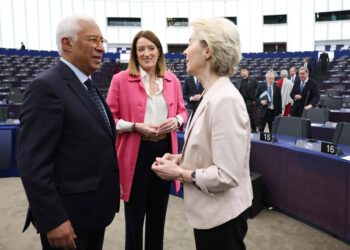 Archivo - Los presidentes del Consejo Europeo, António Costa; del Parlamento Europeo, Roberta Metsola; y de la Comisión Europea, Ursula von der Leyen, en la sede de la Eurocámara en Estrasburgo (Francia).ALEXANDROS MICHAILIDIS / EUROPEAN UNION - Archivo