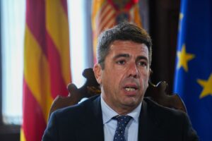 Elecciones Valencia: Mazón se hunde en imagen pero la derecha resiste en la Comunitat Valenciana gracias al avance de Vox