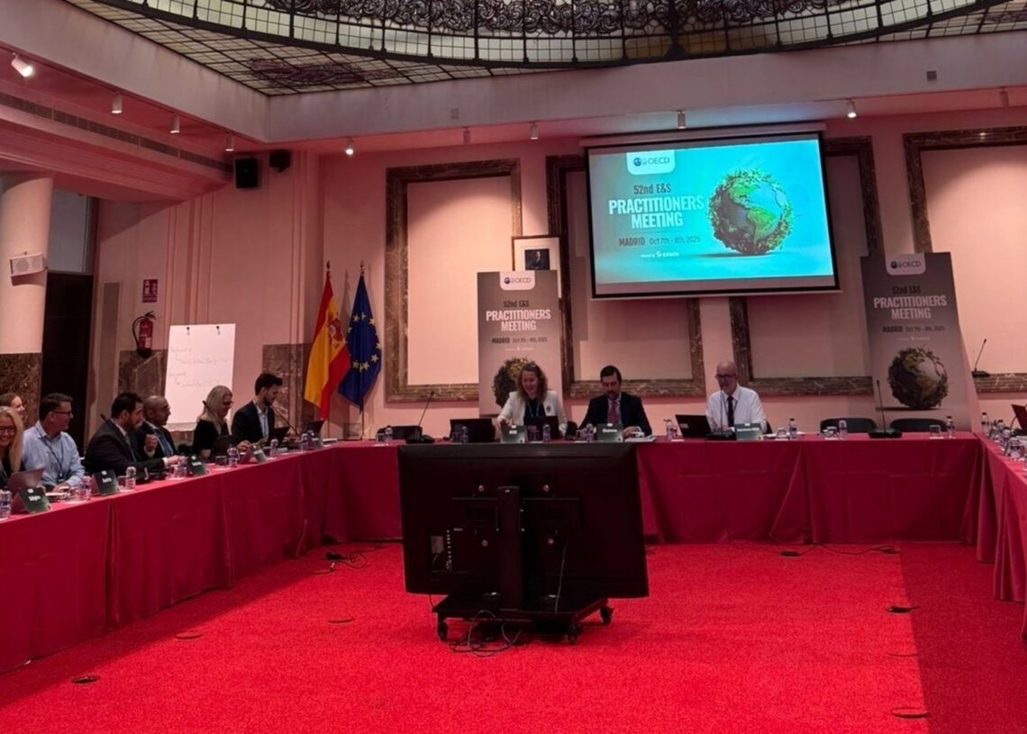 Cesce ha presentado el primer informe sobre "Riesgos y Oportunidades Climáticos de la actividad por cuenta del Estado".CESCE