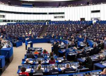 La presidenta de la Comisión Europea, Ursula von der Leyen, habla ante el Parlamento Europeo.Philipp von Ditfurth/dpa