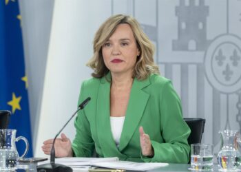 La ministra de Educación, Formación Profesional y Deportes y portavoz del Gobierno, Pilar Alegría, durante una rueda de prensa tras la reunión del Consejo de Ministros, en el Palacio de la Moncloa, a 7 de octubre de 2025, en Madrid (España).Alberto Ortega - Europa Press