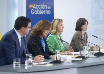 (I-D) El ministro de Transformación Digital y Función Pública, Óscar López; la ministra de Sanidad, Mónica García; la ministra de Educación, Formación Profesional y Deportes y portavoz del Gobierno, Pilar Alegría, y la ministra de Ciencia, Innovación y UnAlberto Ortega - Europa Press