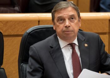 El ministro de Agricultura, Pesca y Alimentación, Luis Planas, durante una sesión de control al Gobierno, en el Senado, a 30 de septiembre de 2025, en Madrid (España)Diego Radamés - Europa Press