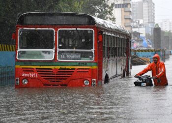 Archivo - Inundaciones por fuertes lluvias en India.ASHISH VAISHNAV / ZUMA PRESS / CONTACTOPHOTO