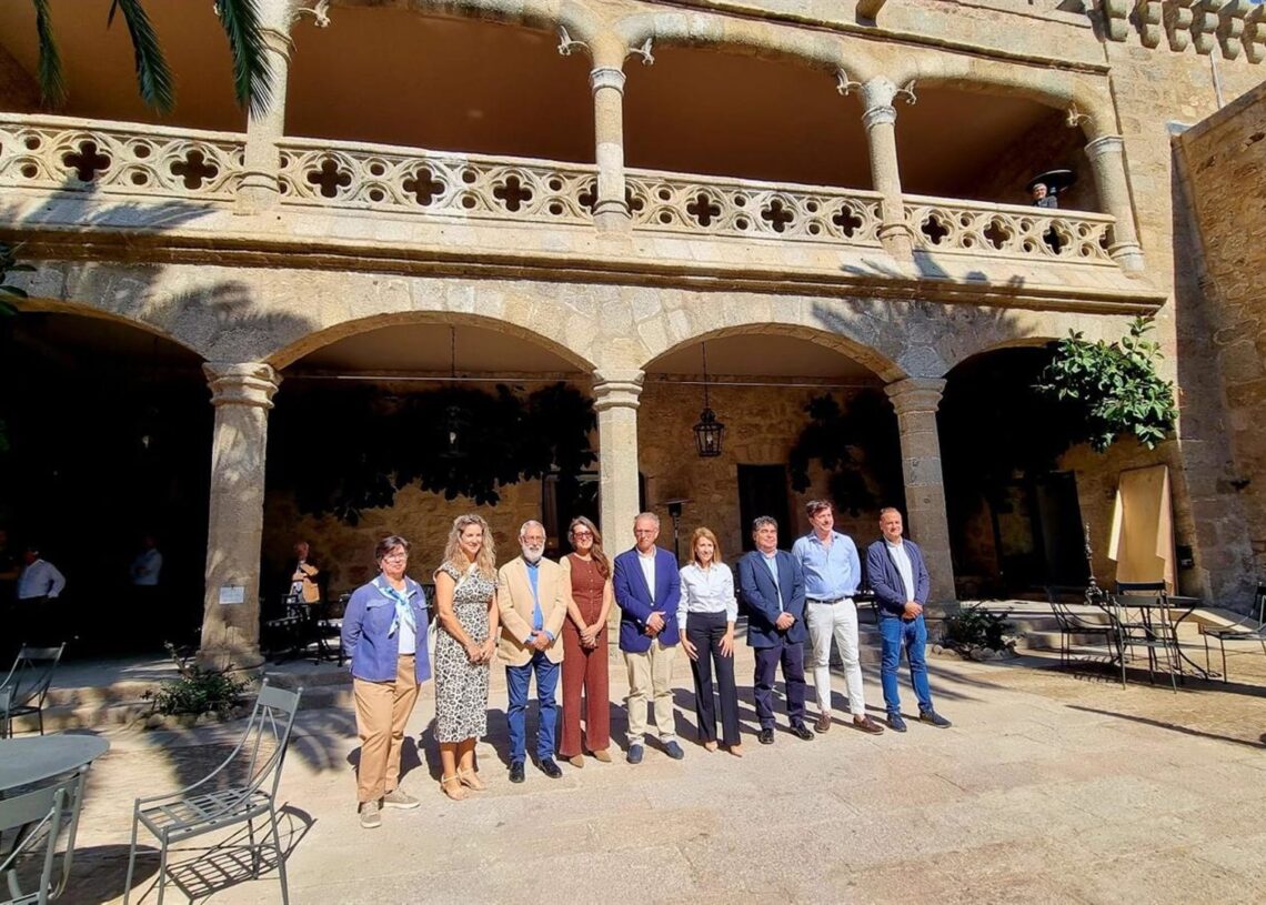 Visita al Parador de Jarandilla de la Vera tras las obrasPARADORES